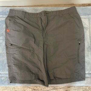 The American Outdoorsman XL shorts